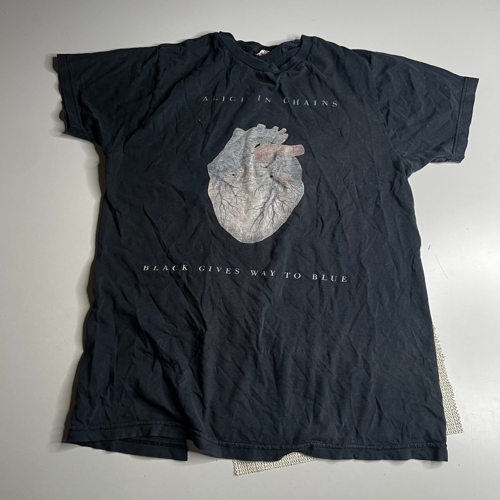 Alice In Chains Black Gives Way To Blue‎ 2010 Tour Shirt Black Graphic Tee Small